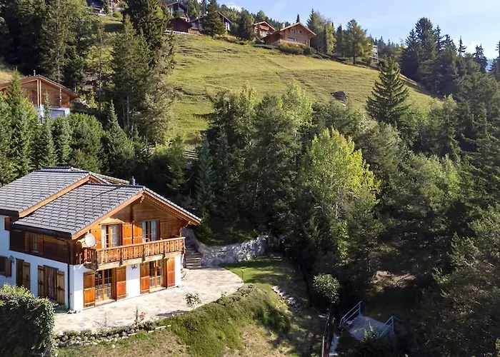 Quiet With Extraordinary View Villa *